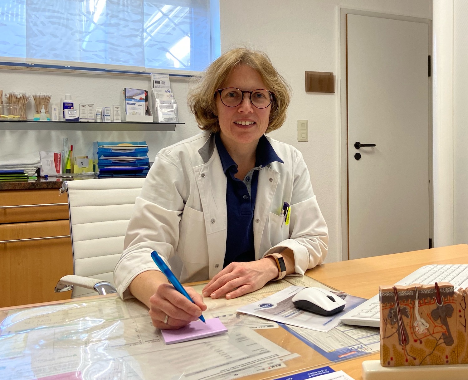 Dr. Julia Schrooten